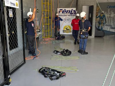 Centro de Treinamento IRATA em Pouso Alegre: solução técnica para formação técnica para acesso por cordas em Pouso Alegre