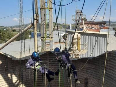 Formação Internacional IRATA em Minas Gerais: solução técnica para formação técnica para acesso por cordas em Minas Gerais